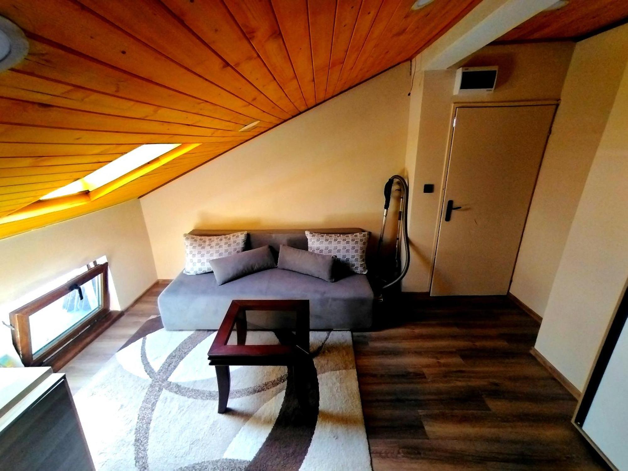 Low Budget Apartment With Breakfast Varna Exterior photo